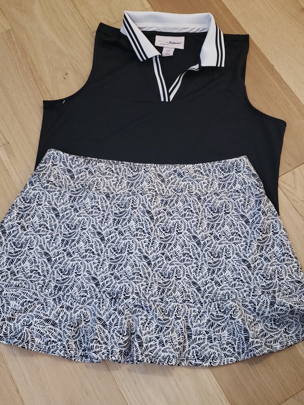 Tommy Bahama Black & White Sleeveless Polo Tank with Printed Hem , Size XL